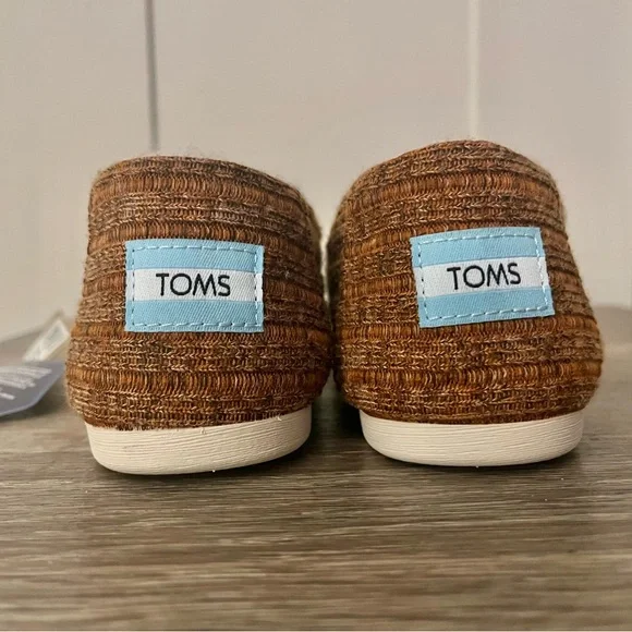 TOMS Women's Tan Textured Loafers - Picture 7 of 12